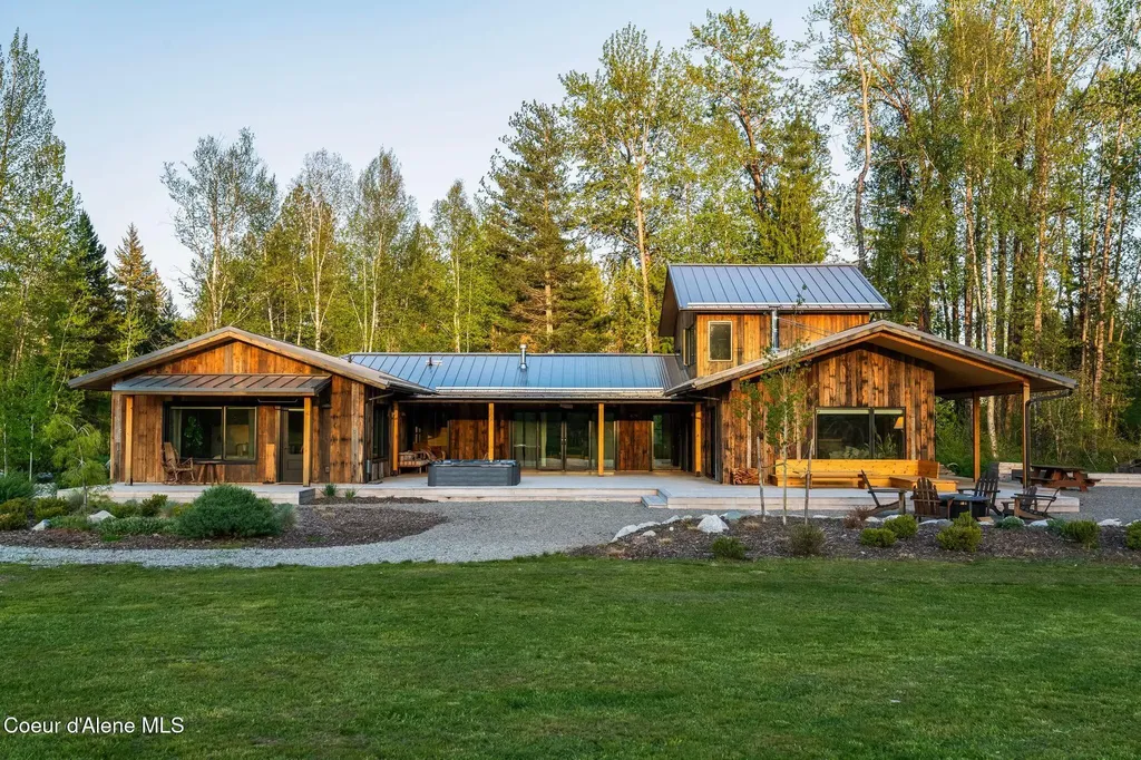 202 Siskin Lane Sandpoint ID 83864