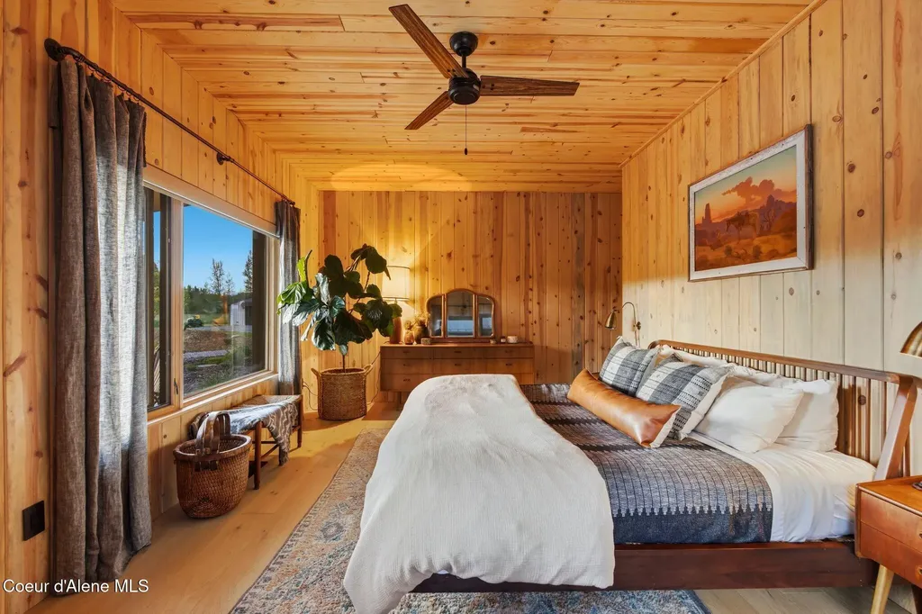 202 Siskin Lane Sandpoint ID 83864