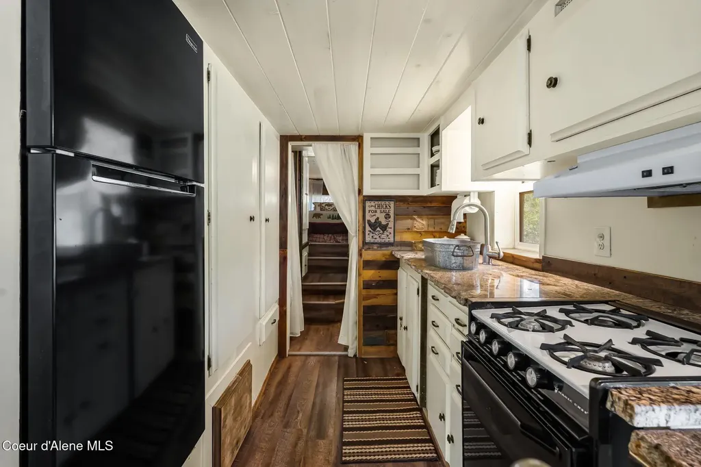 5634 Moyie River Road Bonners Ferry ID 83805