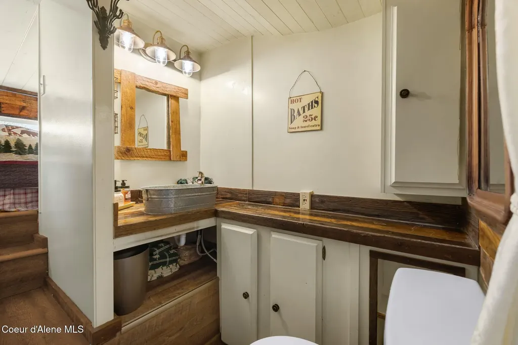 5634 Moyie River Road Bonners Ferry ID 83805