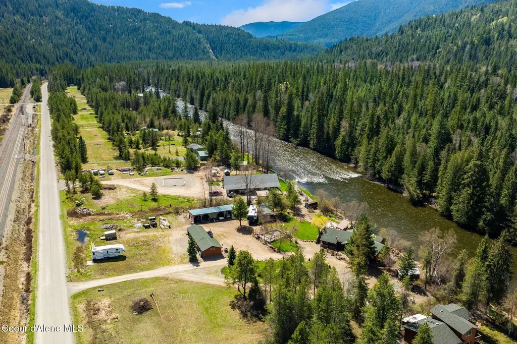 5634 Moyie River Road Bonners Ferry ID 83805