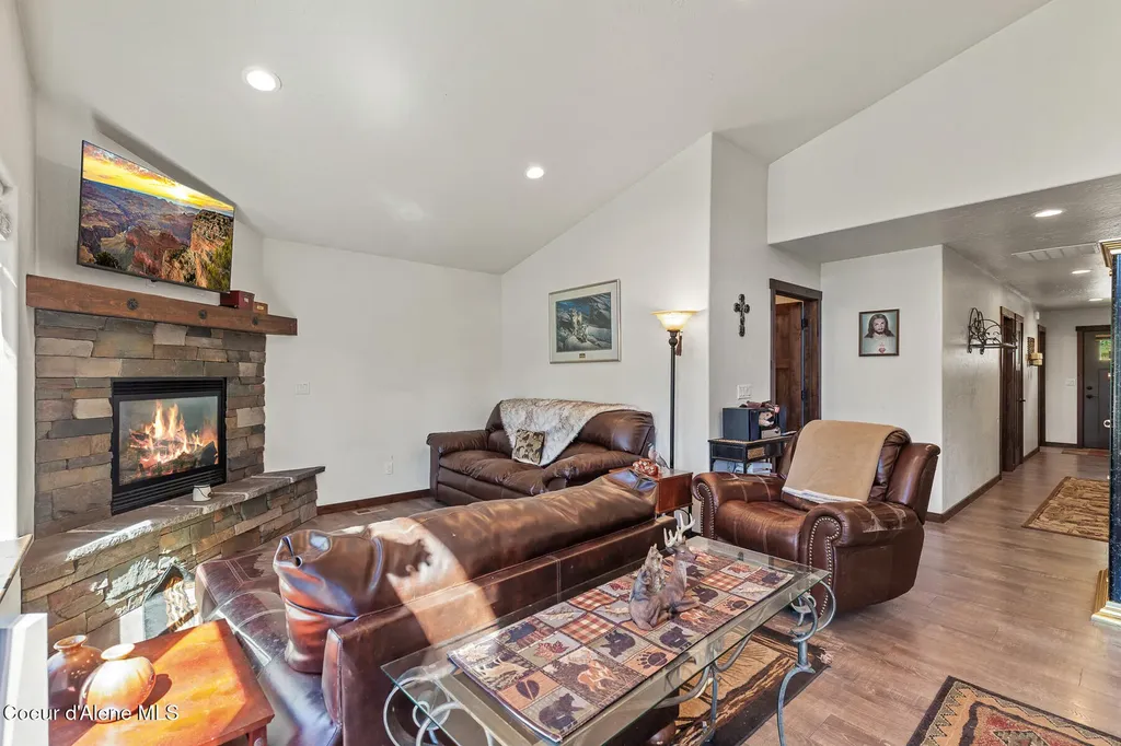 35095 N Terrace Drive Bayview ID 83803