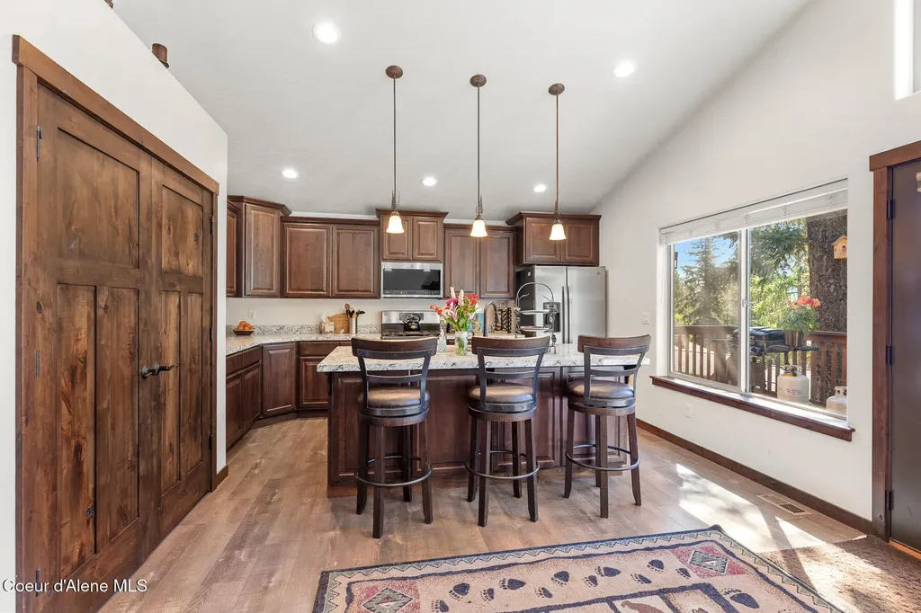 35095 N Terrace Drive Bayview ID 83803