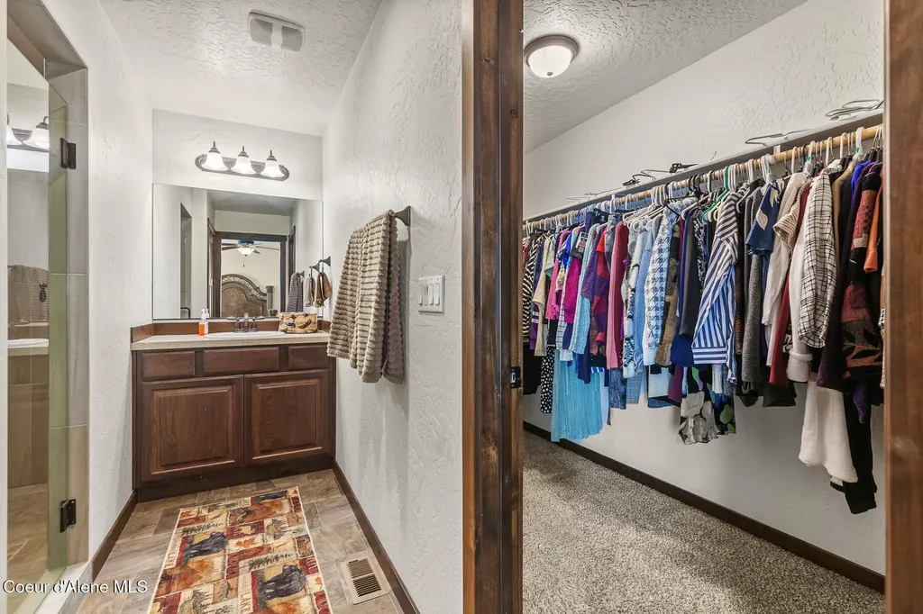 35095 N Terrace Drive Bayview ID 83803