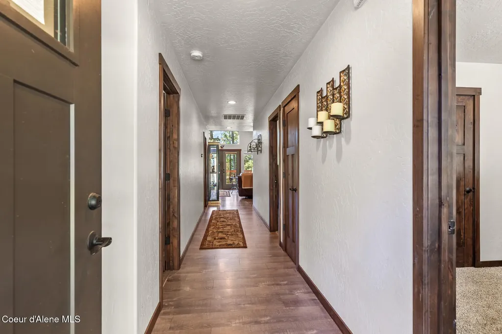 35095 N Terrace Drive Bayview ID 83803