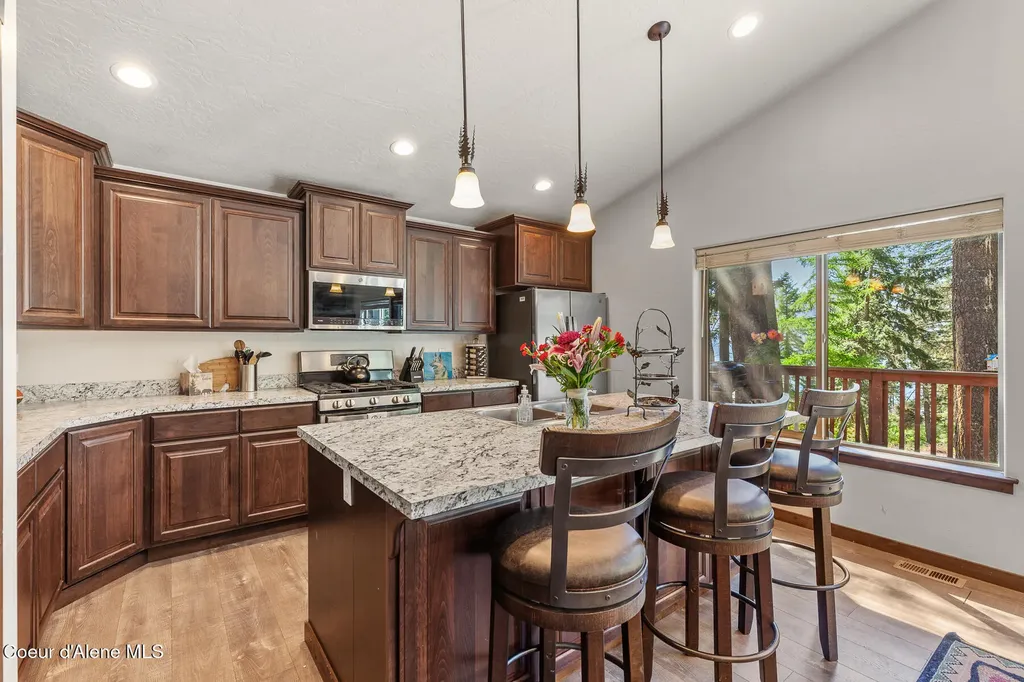 35095 N Terrace Drive Bayview ID 83803