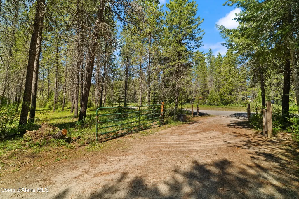 418 Eagle Drive Spirit Lake ID 83869