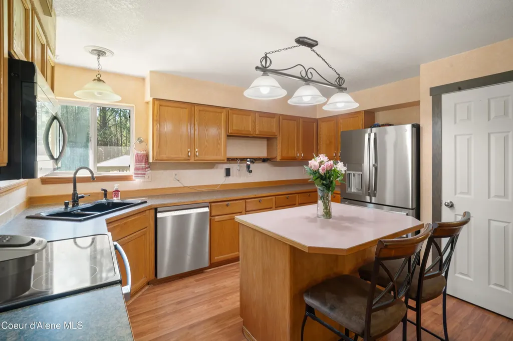 418 Eagle Drive Spirit Lake ID 83869