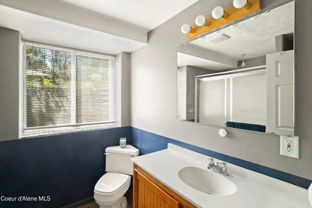 418 Eagle Drive Spirit Lake ID 83869