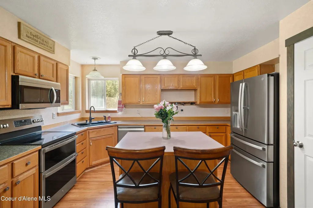 418 Eagle Drive Spirit Lake ID 83869