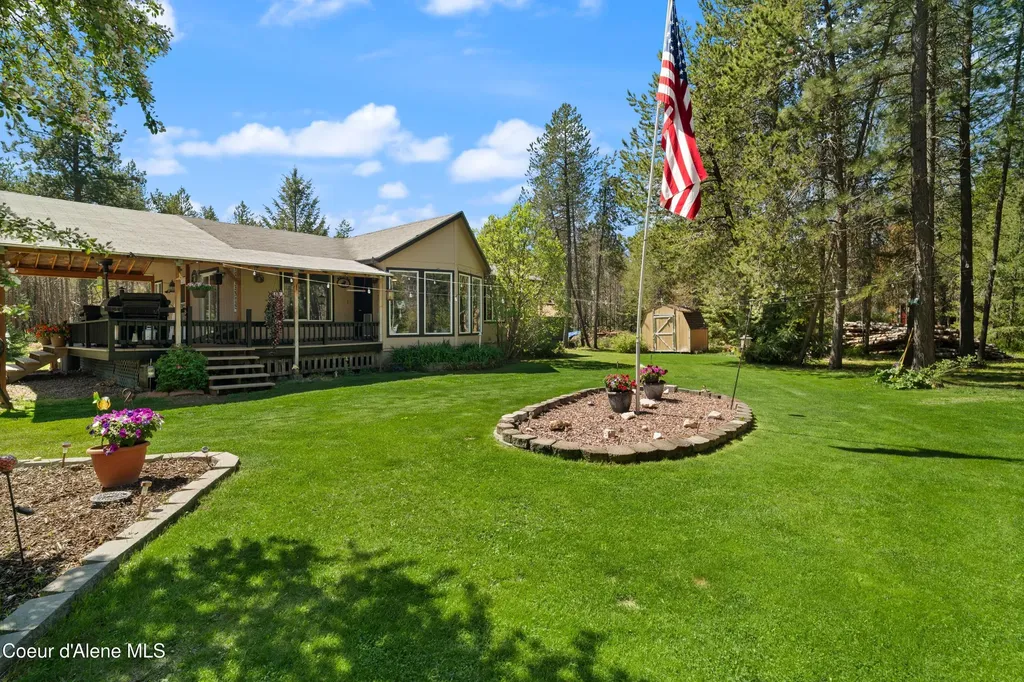 418 Eagle Drive Spirit Lake ID 83869