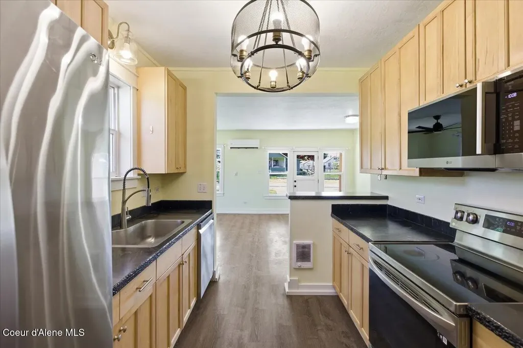 32487 N 2nd Avenue Spirit Lake ID 83869