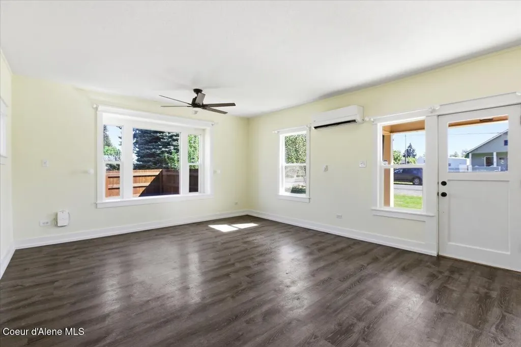 32487 N 2nd Avenue Spirit Lake ID 83869