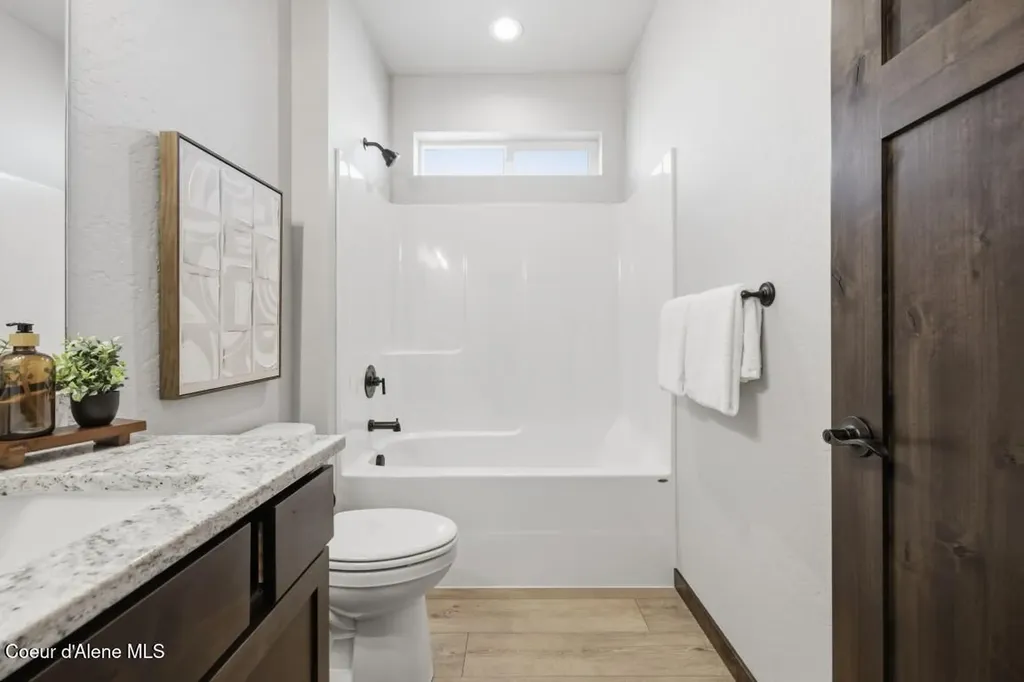 673 W Monashee Lane Hayden ID 83835
