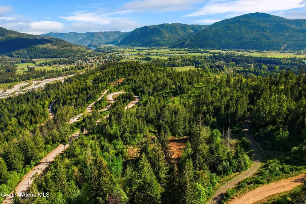 Nka Majestic Mountain Road Clark Fork ID 83811