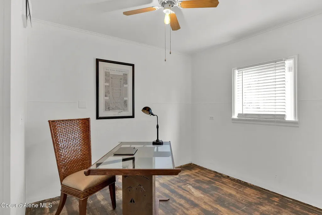 104 School Road Hope ID 83836