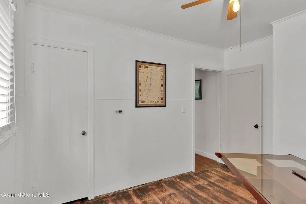 104 School Road Hope ID 83836