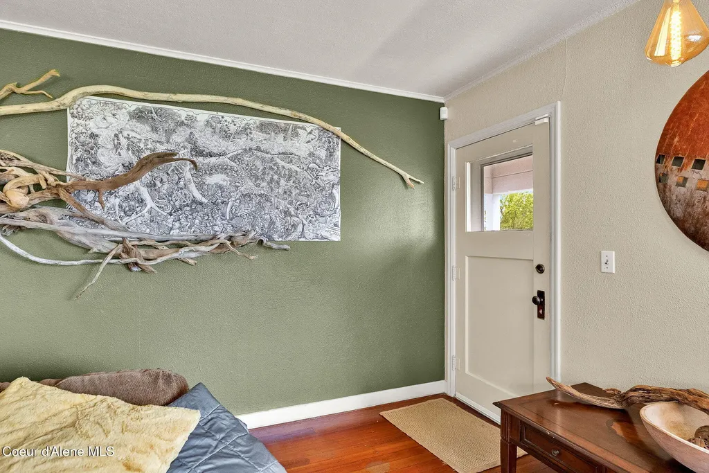 104 School Road Hope ID 83836