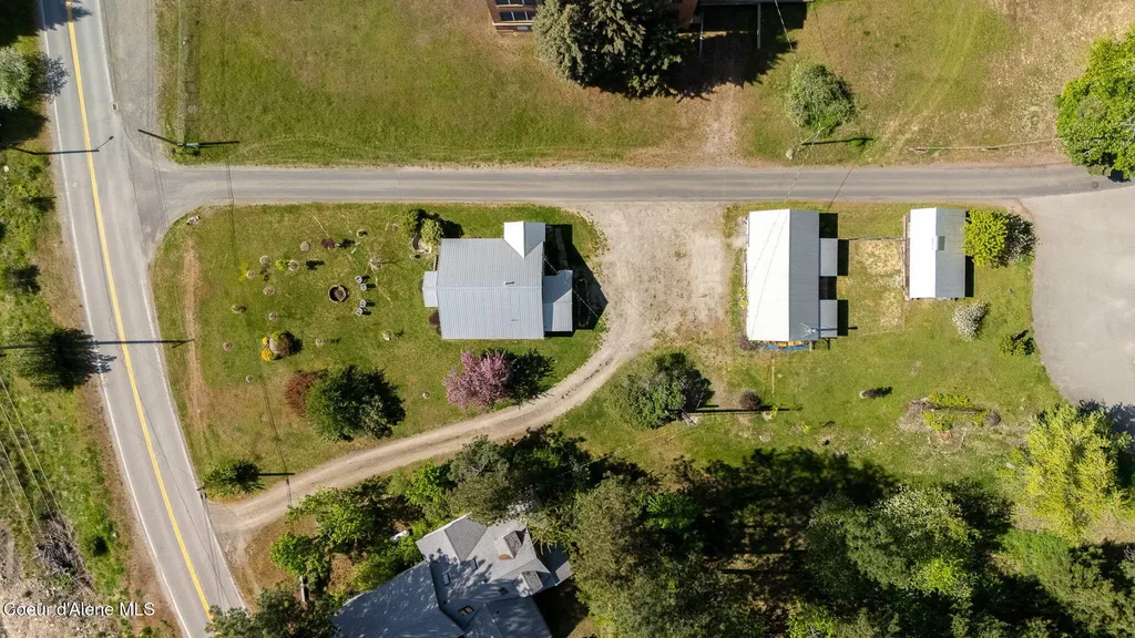 104 School Road Hope ID 83836