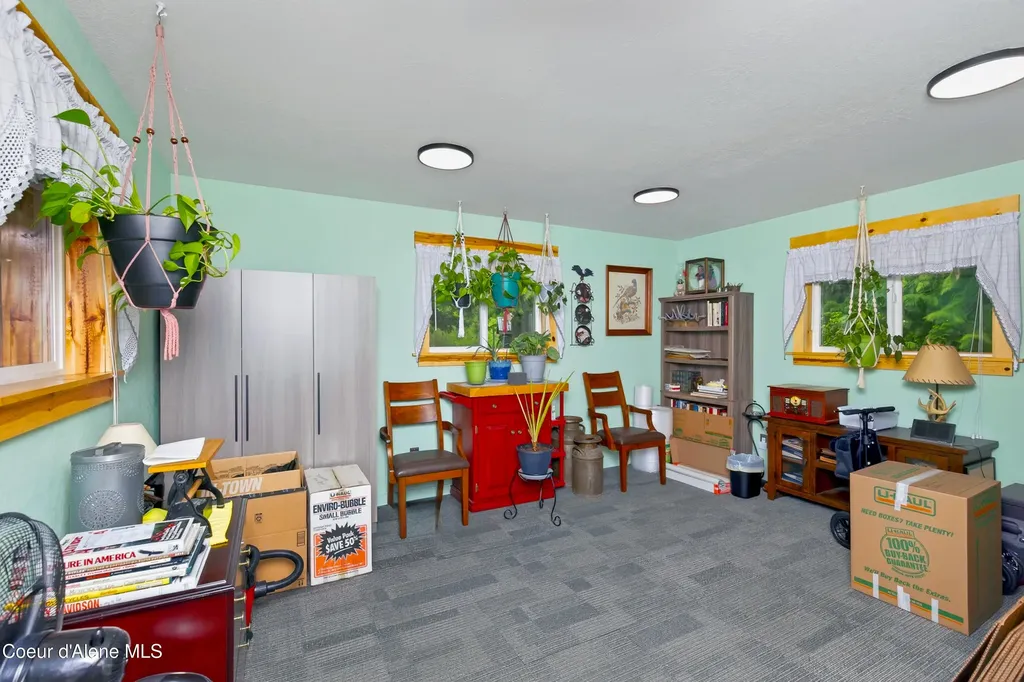 235 Vedelwood Drive Sandpoint ID 83864