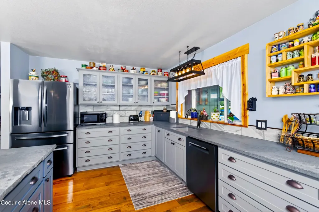 235 Vedelwood Drive Sandpoint ID 83864