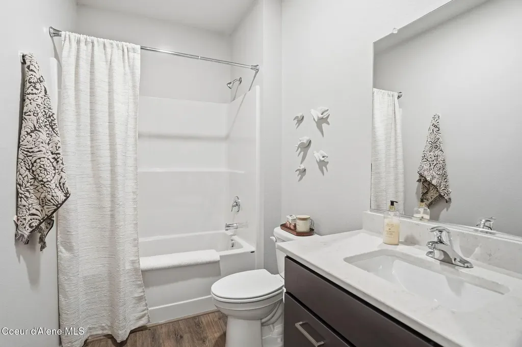 4909 W Homeward Bound Boulevard Post Falls ID 83854