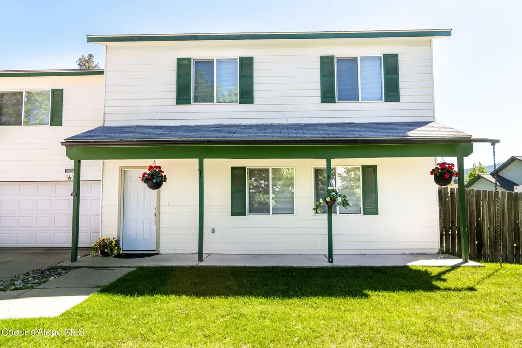 1611 Cedar Street Sandpoint ID 83864