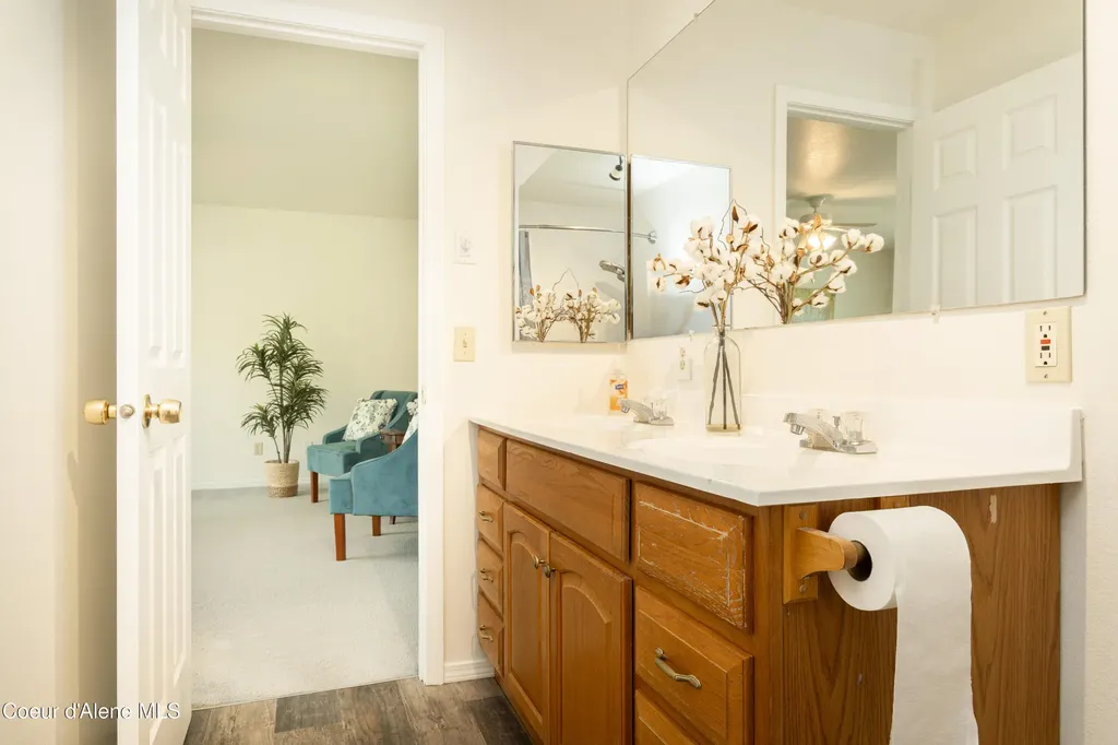 1611 Cedar Street Sandpoint ID 83864