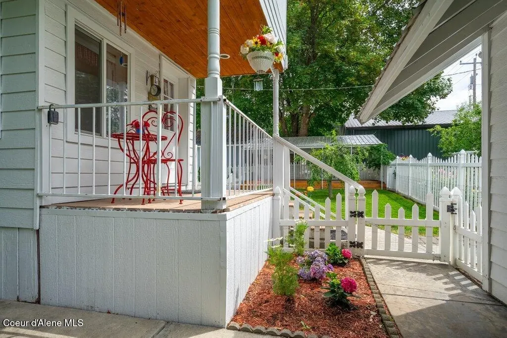 6228 W Washington Street Spirit Lake ID 83869