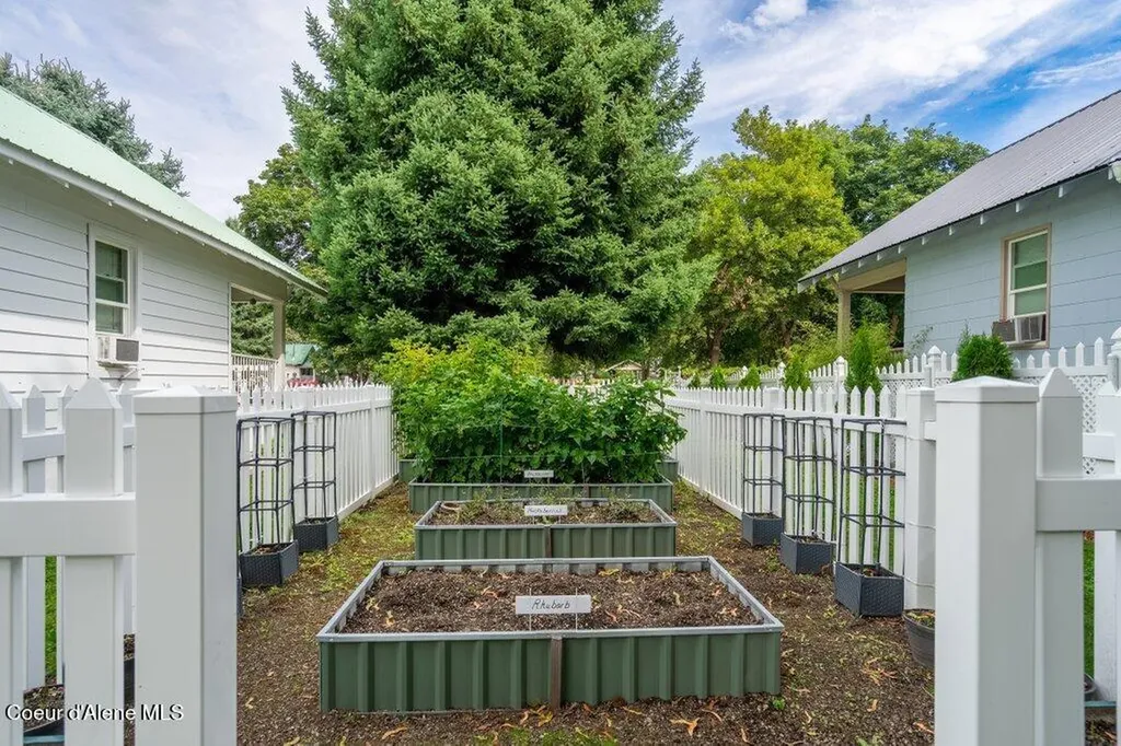 6228 W Washington Street Spirit Lake ID 83869