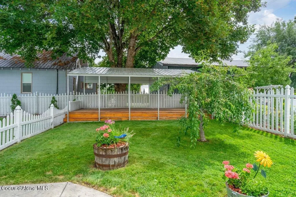 6228 W Washington Street Spirit Lake ID 83869