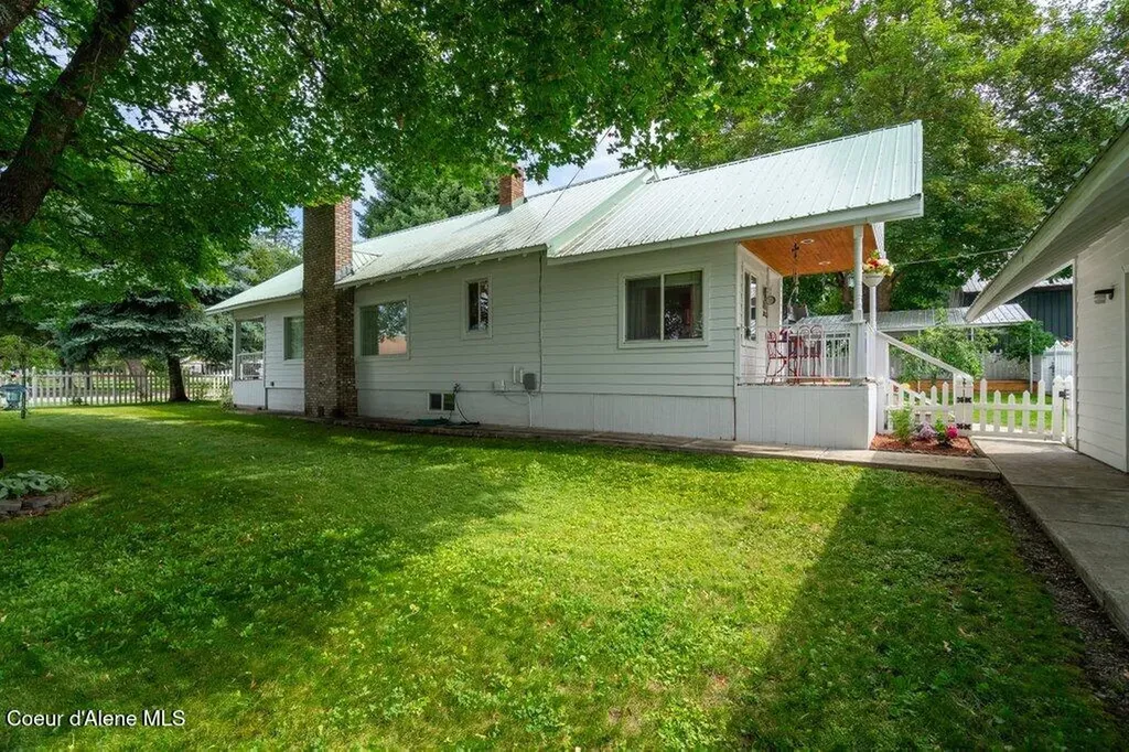 6228 W Washington Street Spirit Lake ID 83869