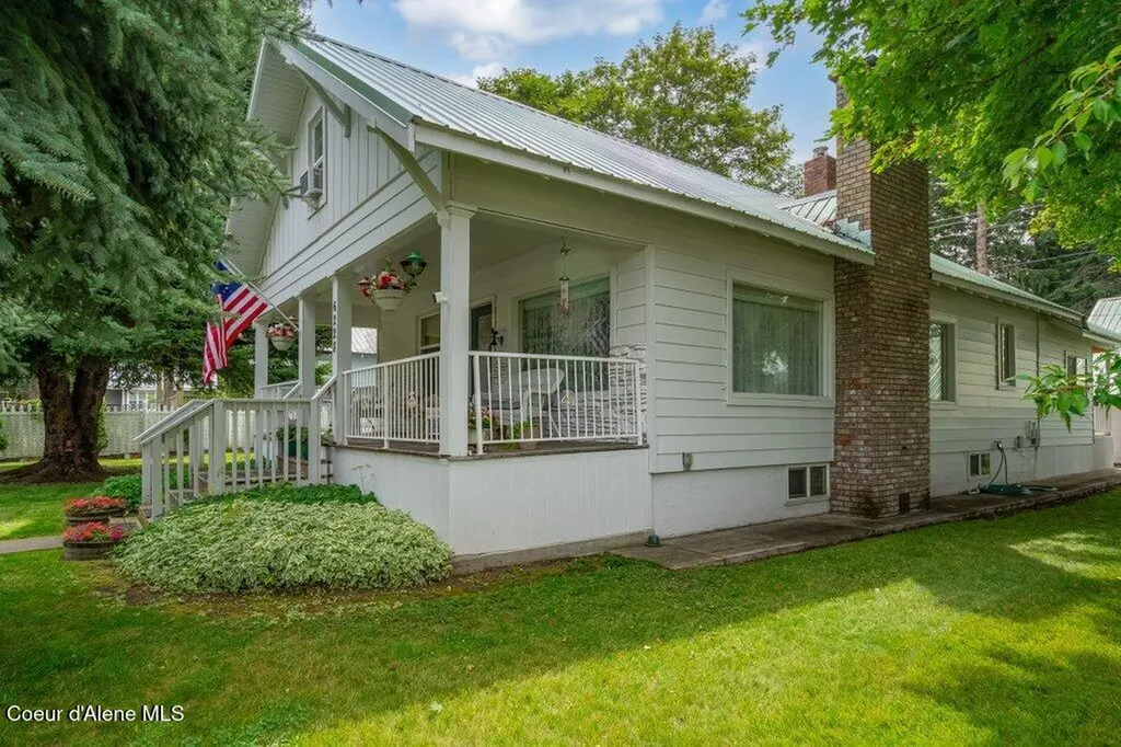 6228 W Washington Street Spirit Lake ID 83869