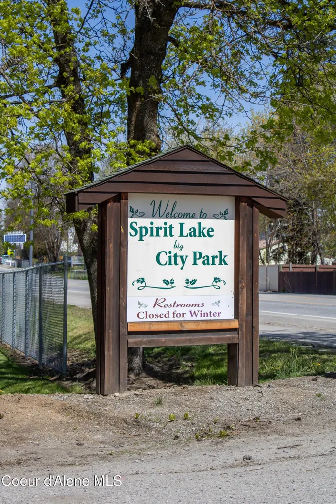 6228 W Washington Street Spirit Lake ID 83869