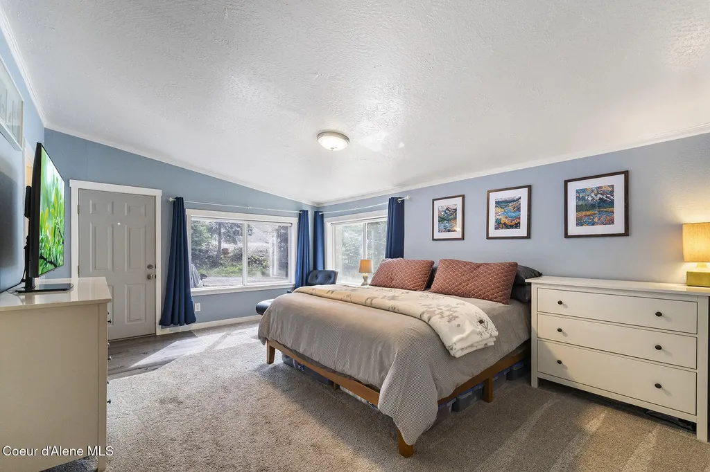 84 Big Burl Road Sagle ID 83860