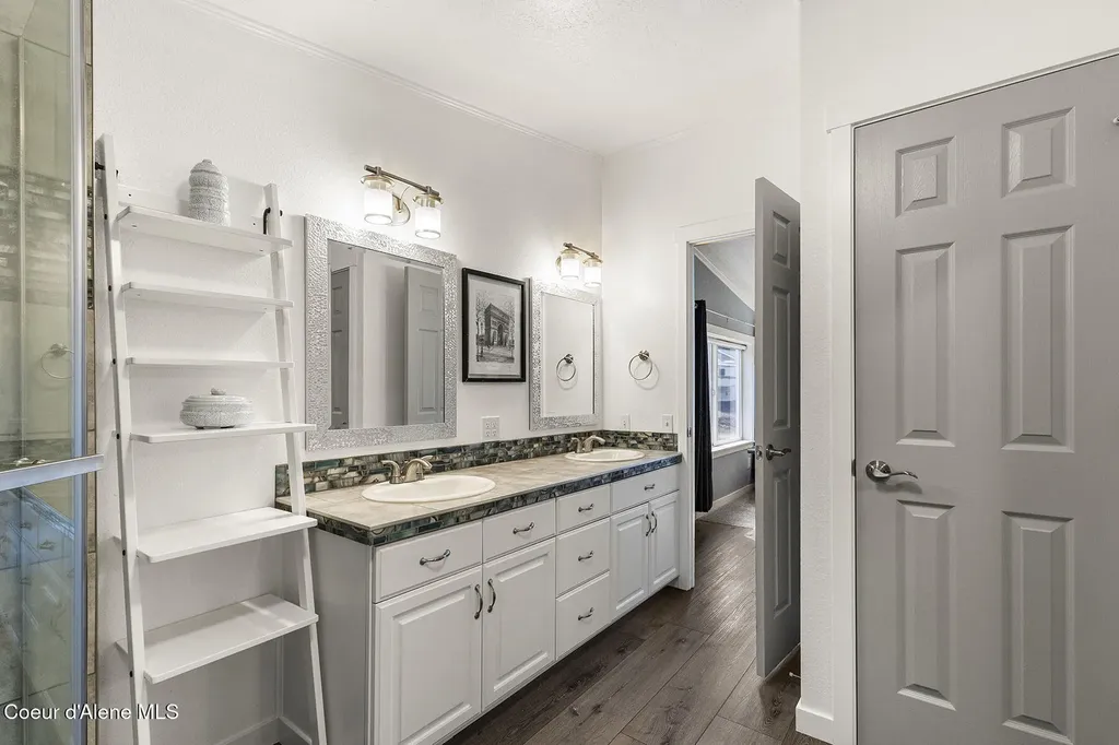 84 Big Burl Road Sagle ID 83860
