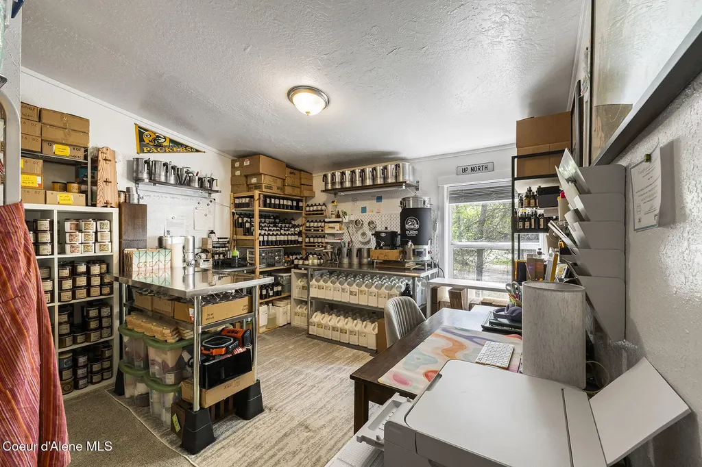 84 Big Burl Road Sagle ID 83860