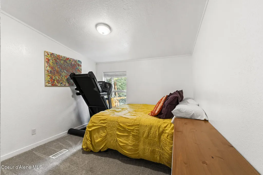 84 Big Burl Road Sagle ID 83860