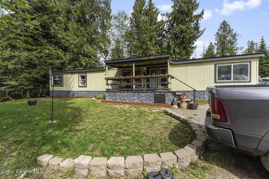 84 Big Burl Road Sagle ID 83860