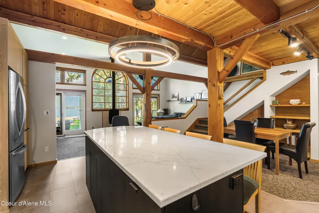 239 Pierce Lane Sagle ID 83860