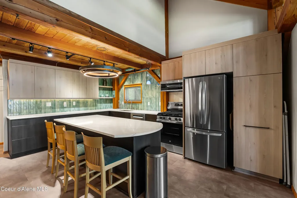 239 Pierce Lane Sagle ID 83860