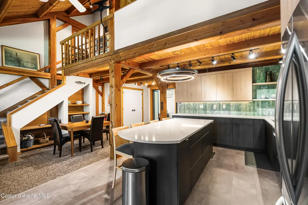 239 Pierce Lane Sagle ID 83860