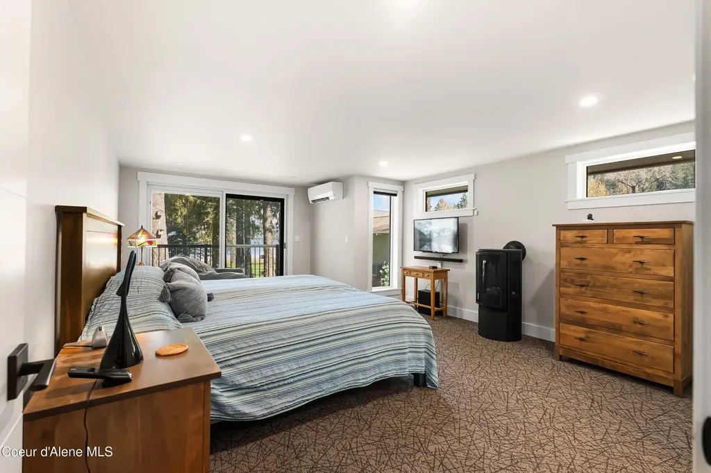 239 Pierce Lane Sagle ID 83860