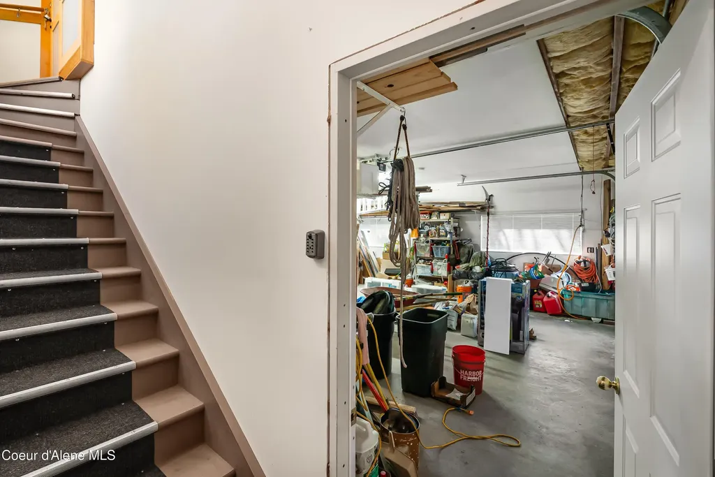 239 Pierce Lane Sagle ID 83860