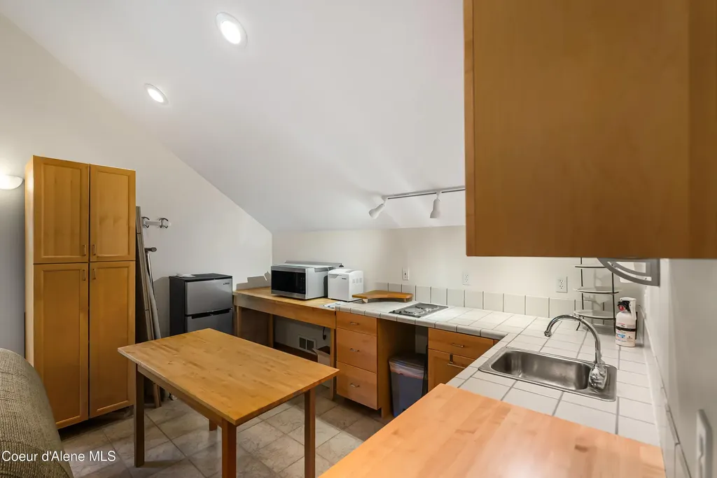 239 Pierce Lane Sagle ID 83860