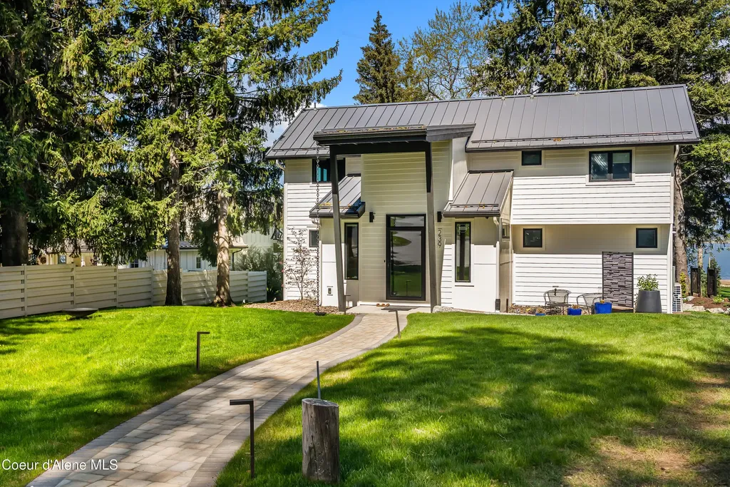 239 Pierce Lane Sagle ID 83860