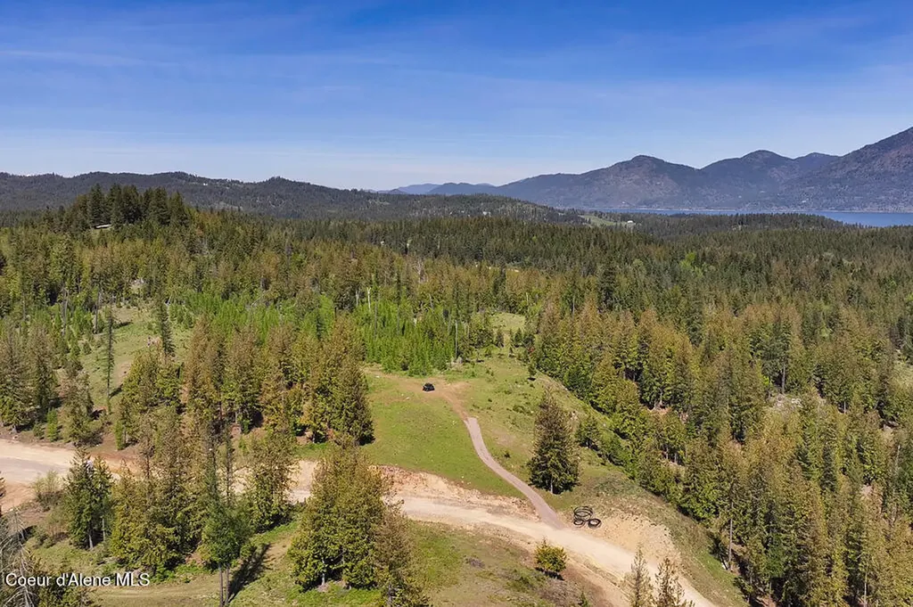 Estate Lot 16 Butternut Drive Sagle ID 83860