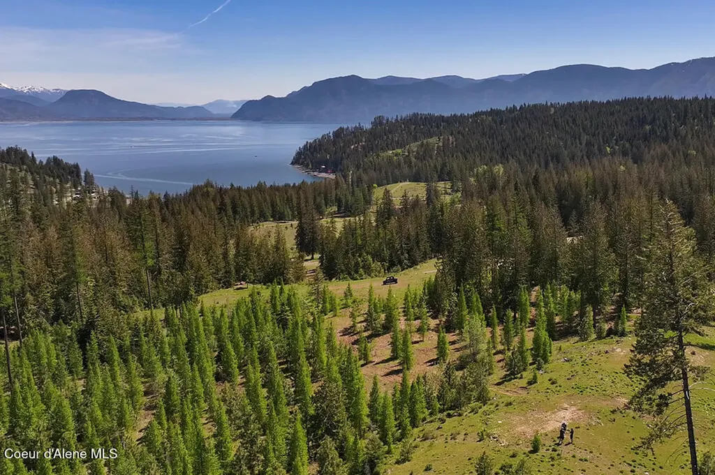 Estate Lot 16 Butternut Drive Sagle ID 83860