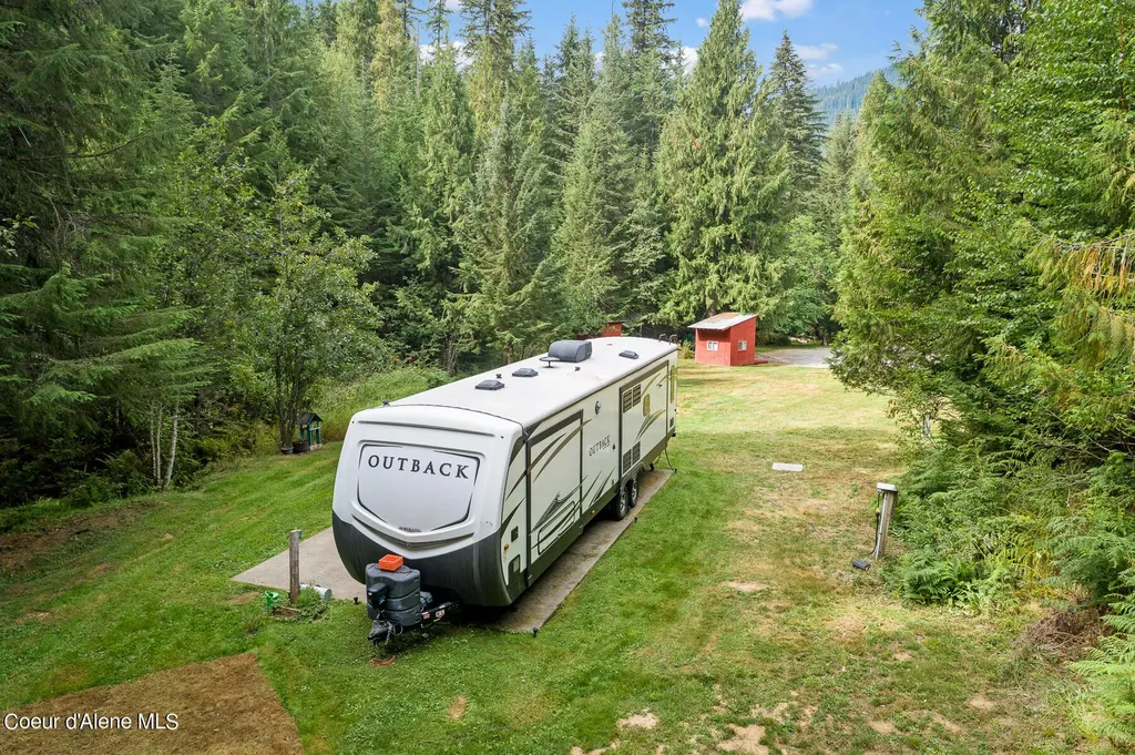 9076 Cda River Road Kingston ID 83839