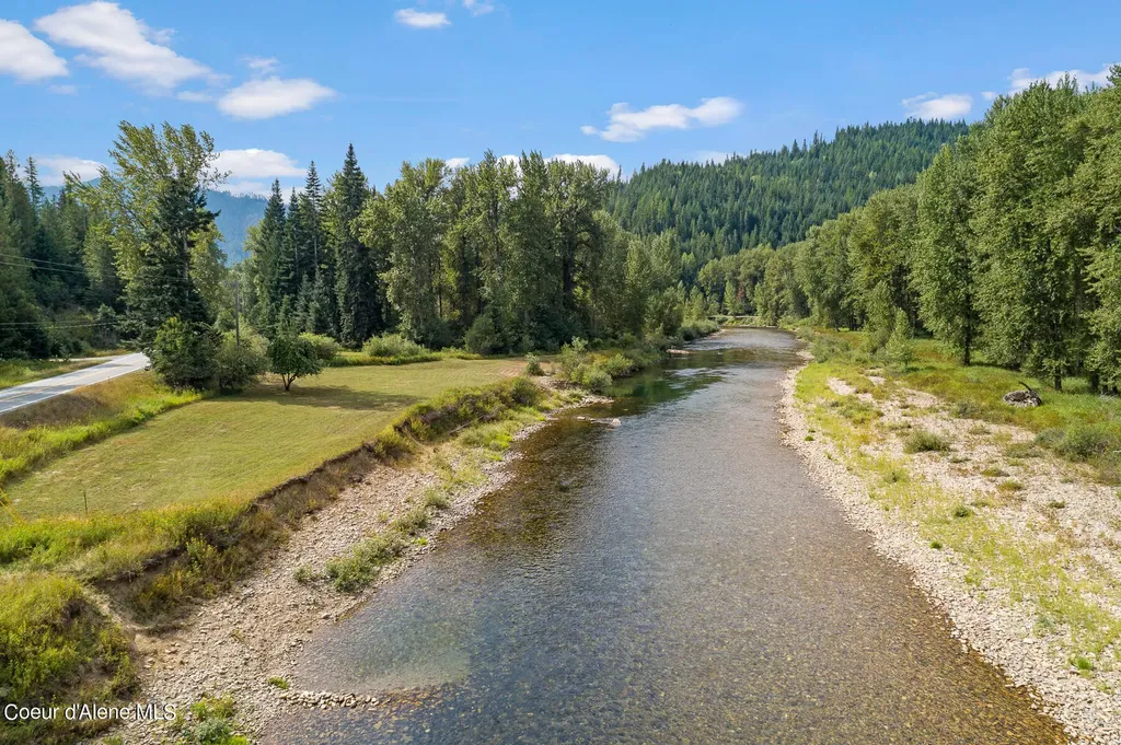 9076 Cda River Road Kingston ID 83839
